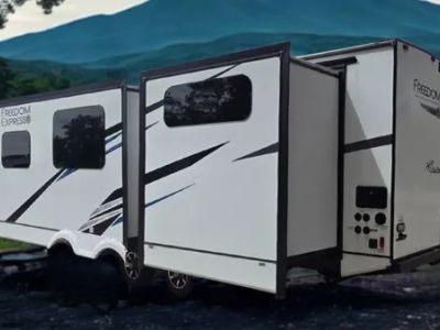 2022 Coachmen Freedom Express - Photo 4