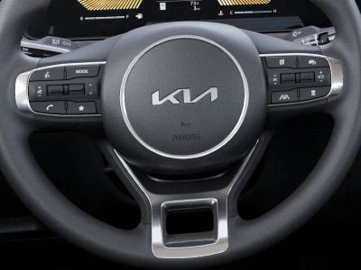 2026 Kia K5 — photo 22 view