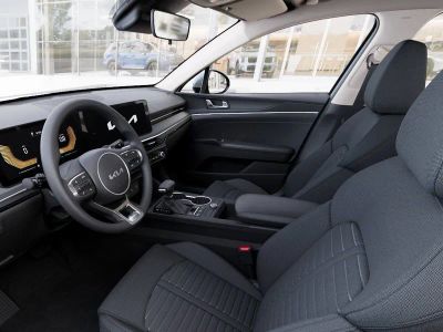 2026 Kia K5 — photo 17 view