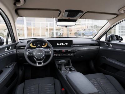 2026 Kia K5 — photo 14 view