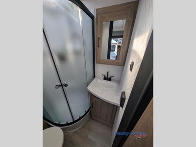 2026 Coachmen RV Freedom Express Select - Photo 15