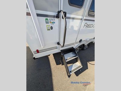 2026 Coachmen RV Freedom Express Select - Photo 7