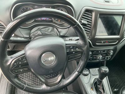 2019 Jeep Cherokee - Photo 14