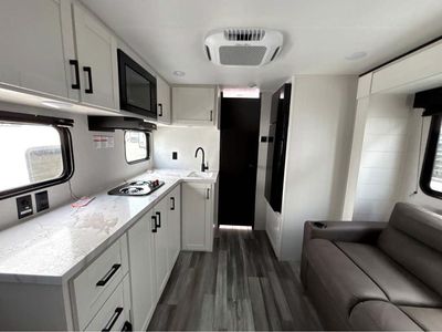 2026 Jayco Jay Flight SLX - Photo 7