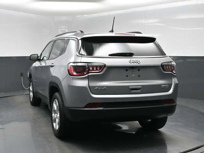 2019 Jeep Compass — interior view