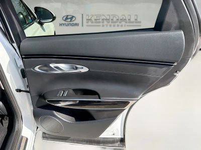 2025 Genesis GV70 — photo 29 view