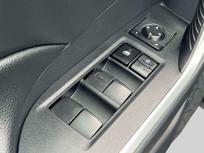 2019 Toyota RAV4 - Photo 20
