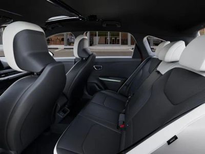 2026 Kia K4 — photo 18 view