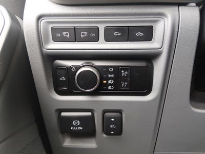 2023 Ford F-150 Lightning - Photo 13