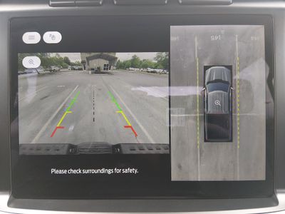 2023 Ford F-150 Lightning - Photo 17