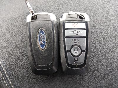 2023 Ford F-150 Lightning - Photo 15