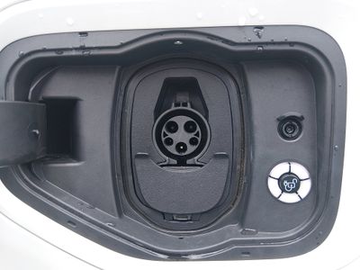 2023 Ford F-150 Lightning - Photo 22