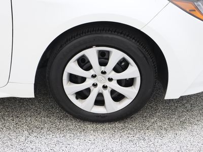 2025 Toyota Corolla FWD - Photo 5