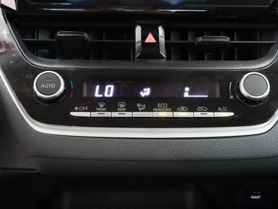 2025 Toyota Corolla FWD - Photo 18