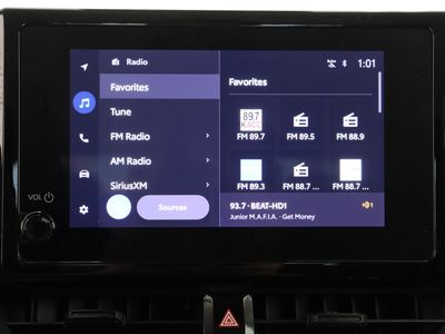 2025 Toyota Corolla FWD - Photo 17