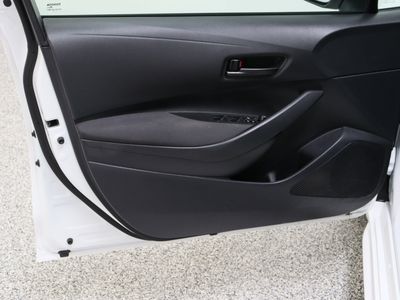 2025 Toyota Corolla FWD - Photo 12