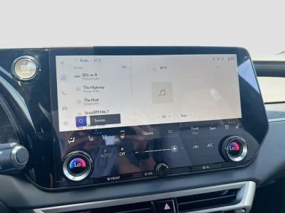 2026 Lexus RX — photo 33 view