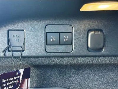 2026 Lexus RX — photo 13 view