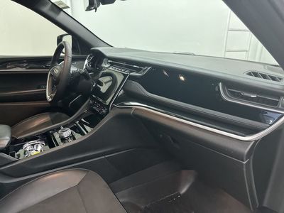 2023 Jeep Grand Cherokee - Photo 23