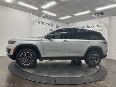 2023 Jeep Grand Cherokee - Photo 4