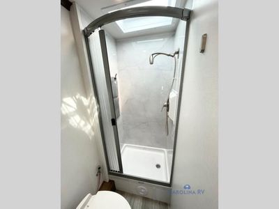 2026 Dynamax isata 3 — photo 11 view