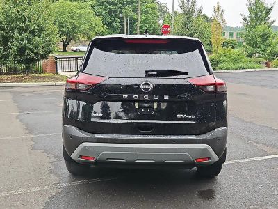 2023 Nissan Rogue — detail view
