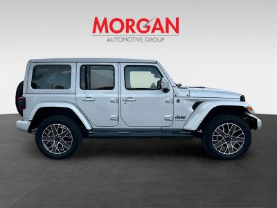 2024 Jeep Wrangler — photo 8 view