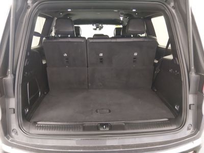2024 Jeep Wagoneer — photo 11 view