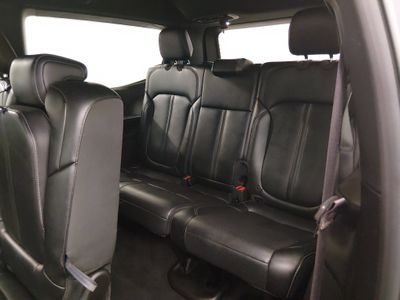 2024 Jeep Wagoneer — photo 19 view