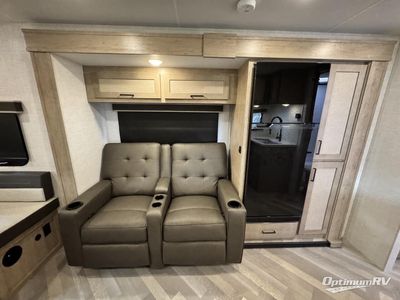 2025 Ember RV E-Series - Photo 8
