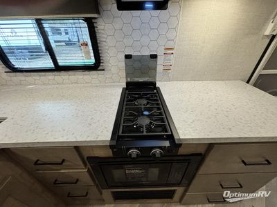 2025 Ember RV E-Series - Photo 6