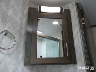 2022 Forest River Rockwood Ultra Lite — photo 15 view