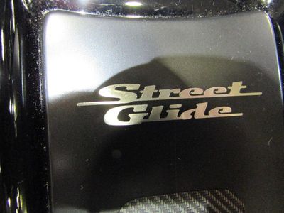 2025 Harley-Davidson FLHX - Street Glide - Photo 14