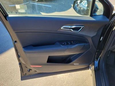 2026 Kia Sportage Plug-In Hybrid — detail view