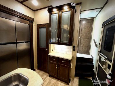 2019 Grand Design Solitude - Photo 16