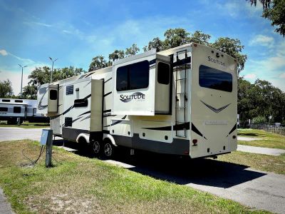 2019 Grand Design Solitude - Photo 3