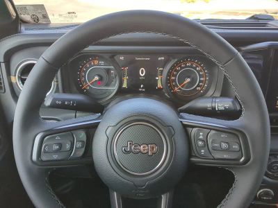 2026 Jeep Gladiator — photo 29 view
