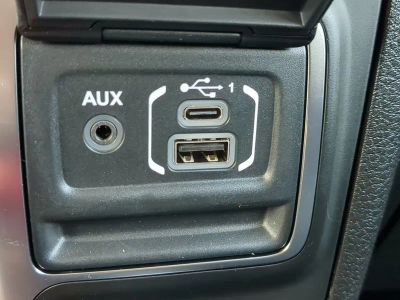 2026 Jeep Gladiator — photo 24 view