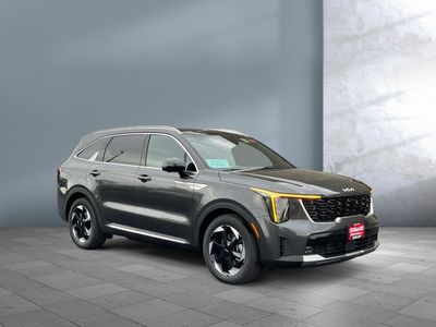 2025 Kia Sorento Hybrid - Photo 2