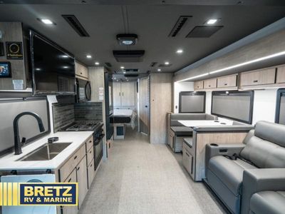 2026 Grand Design Lineage Series F - Photo 8