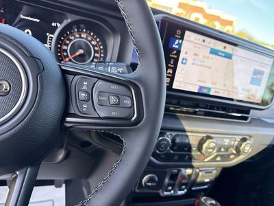 2026 Jeep Wrangler - Photo 15