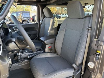2026 Jeep Wrangler - Photo 10