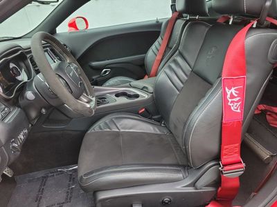 2018 Dodge Challenger - Photo 17