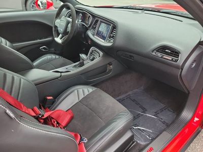 2018 Dodge Challenger - Photo 13