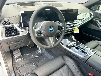 2026 BMW X5 — photo 7 view