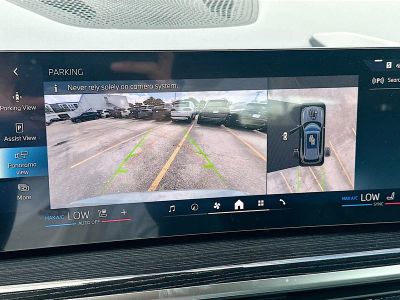 2026 BMW X5 — photo 12 view