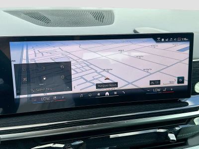 2026 BMW X5 — photo 11 view