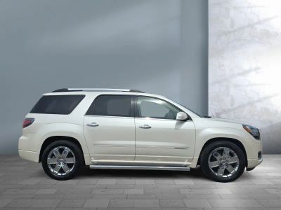 2015 GMC Acadia — photo 7 view