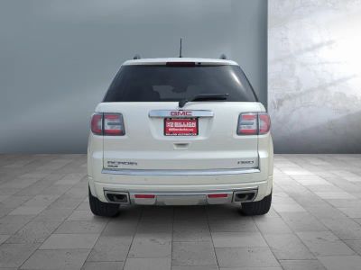 2015 GMC Acadia — detail view