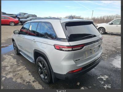 2024 Jeep Grand Cherokee - Photo 6